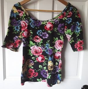 Floral print top